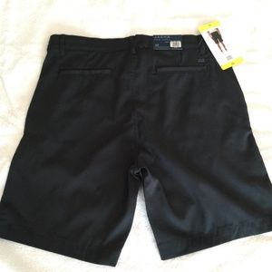Men’s Jachs of New York Golf Shorts.  Performance Shorts. Size 32. Black color.